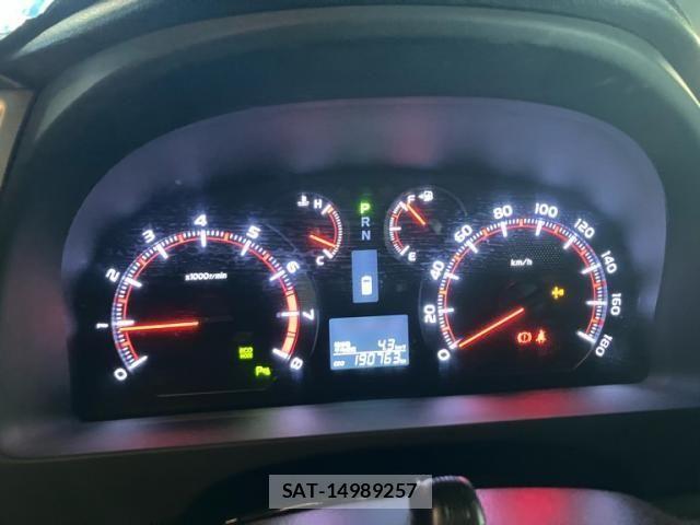 Toyota VELLFIRE 2012-05 7620989-17