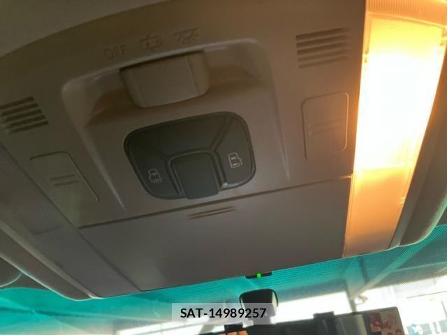 Toyota VELLFIRE 2012-05 7620989-20