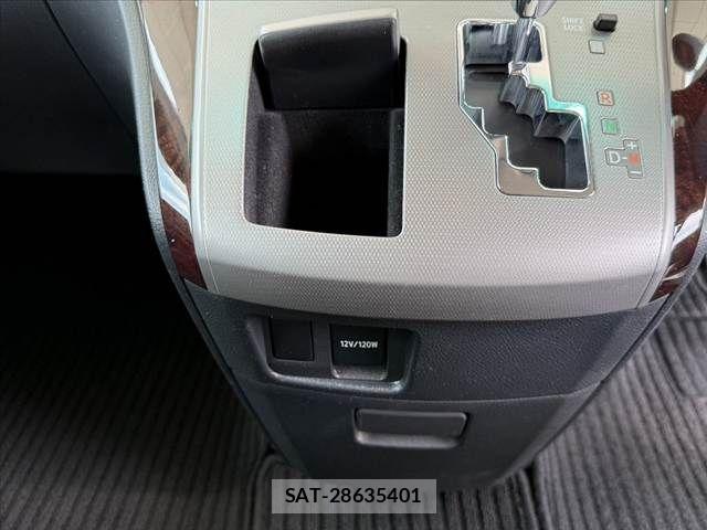 Toyota VELLFIRE 2011-12 7620987-24