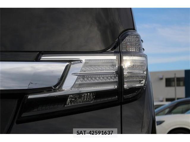 Toyota VELLFIRE 2015-08 7620982-13