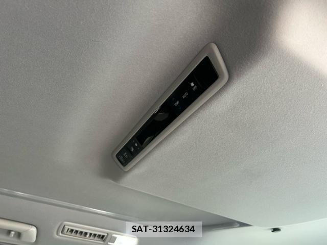 Toyota VELLFIRE 2016-06 7620976-12