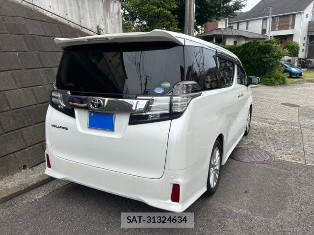 Toyota VELLFIRE 2016-06 7620976-13