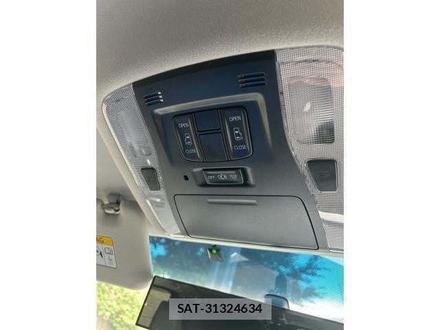 Toyota VELLFIRE 2016-06 7620976-23