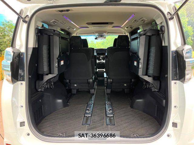 Toyota VELLFIRE 2019-06 7620969-10