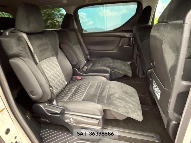 Toyota VELLFIRE 2019-06 7620969-8