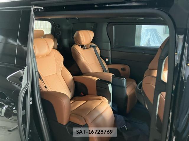 Toyota VELLFIRE 2025-07 7730130-11