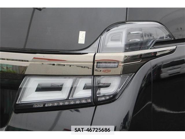 Toyota VELLFIRE 2021-06 7730142-28