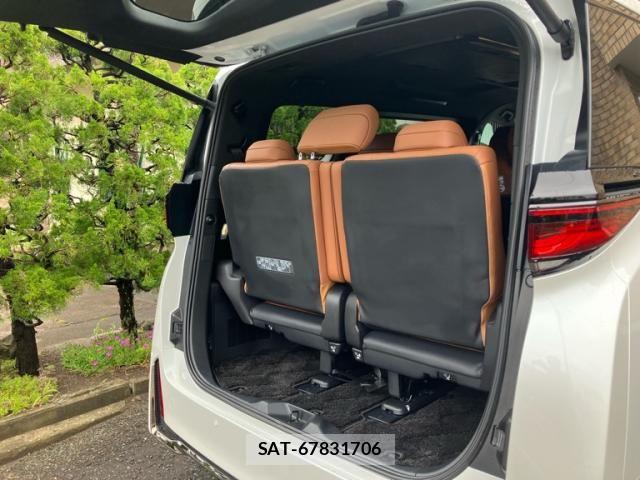 Toyota VELLFIRE 2024-11 7730137-17