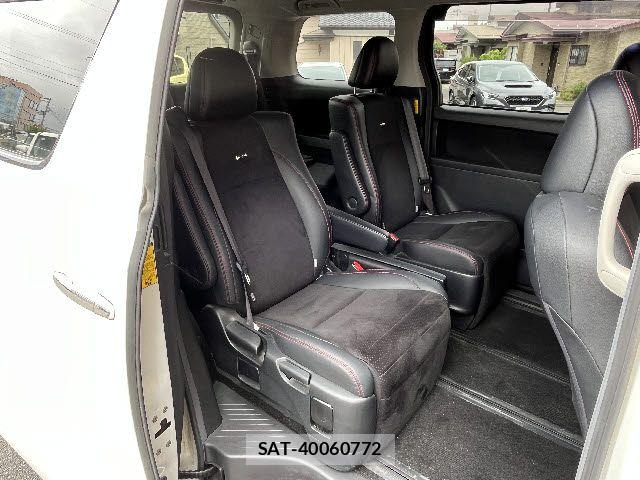 Toyota VELLFIRE 2014-02 7880197-9