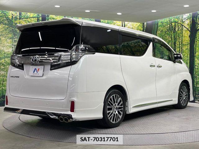 Toyota VELLFIRE 2017-11 7880184-17