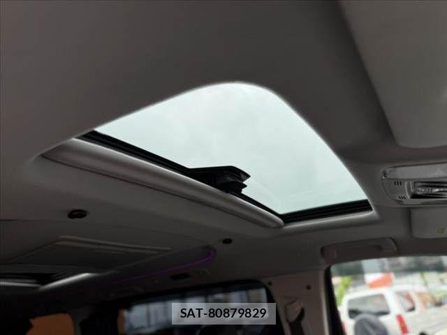 Toyota VELLFIRE 2017-07 7880192-29