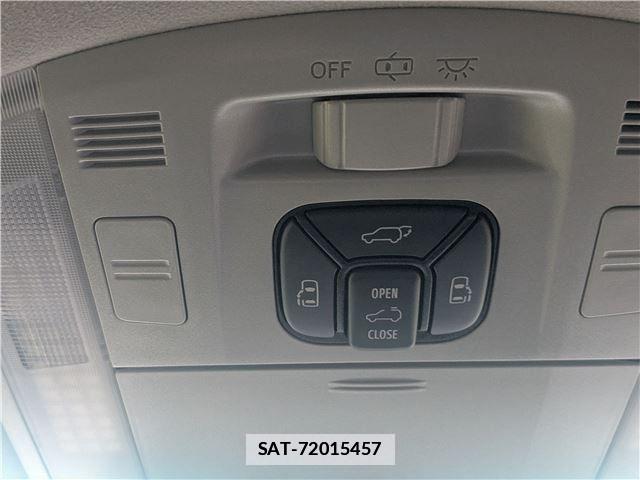 Toyota VELLFIRE 2014-04 7903568-16