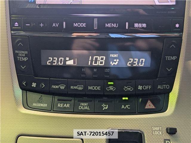 Toyota VELLFIRE 2014-04 7903568-22