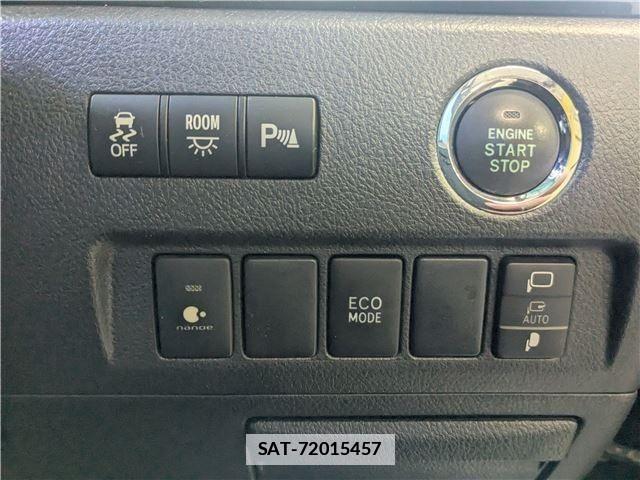 Toyota VELLFIRE 2014-04 7903568-24