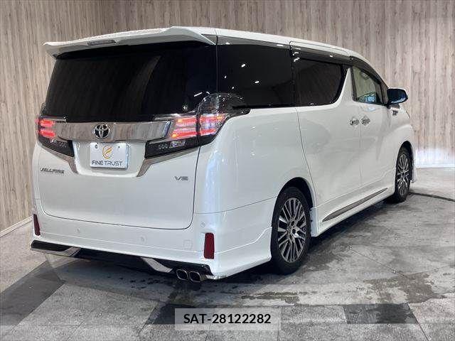 Toyota VELLFIRE 2017-03 7964210-23