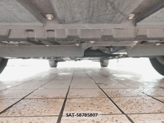 Toyota VELLFIRE 2018-07 7964208-13