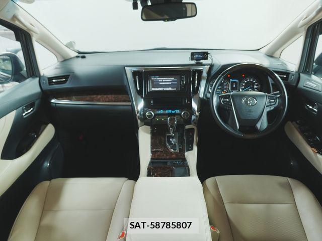 Toyota VELLFIRE 2018-07 7964208-1