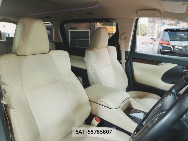 Toyota VELLFIRE 2018-07 7964208-21