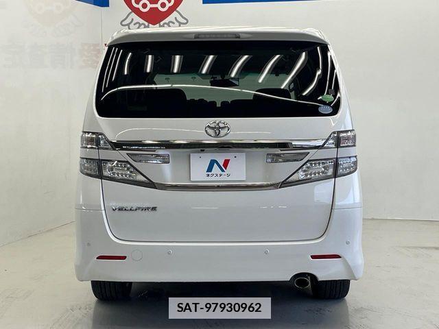Toyota VELLFIRE 2013-05 7981407-16