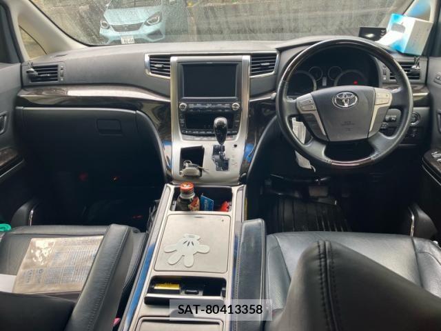 Toyota VELLFIRE 2012-04 7981409-10