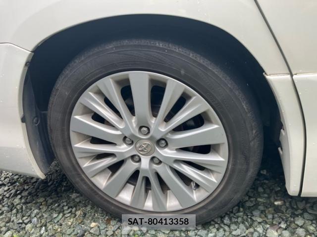 Toyota VELLFIRE 2012-04 7981409-12