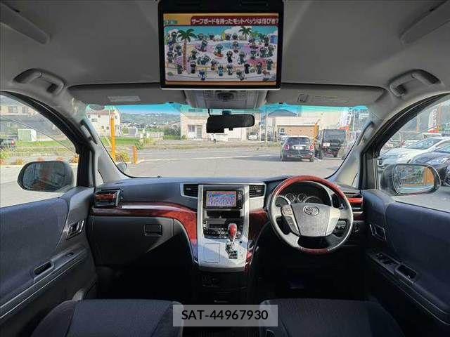 Toyota VELLFIRE 2010-05 7981408-1