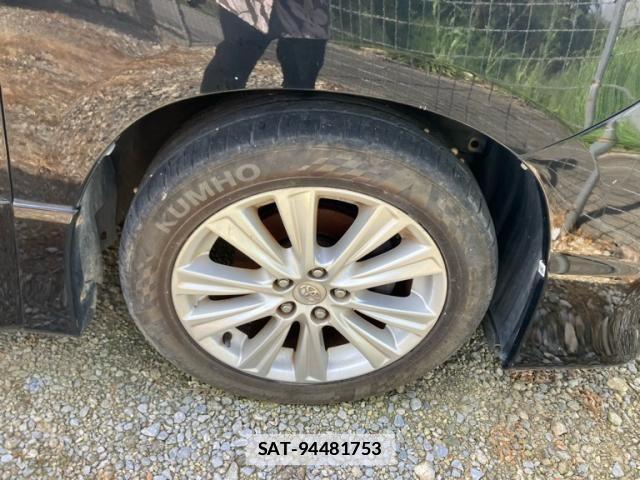 Toyota VELLFIRE 2012-01 7981412-4