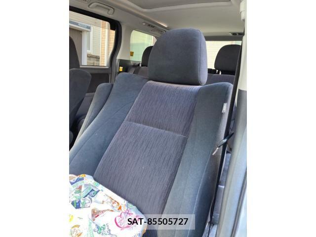 Toyota VELLFIRE 2012-04 7981406-18