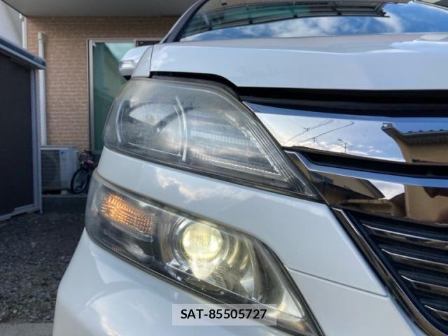 Toyota VELLFIRE 2012-04 7981406-3