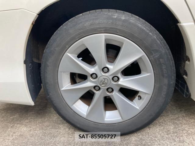 Toyota VELLFIRE 2012-04 7981406-8