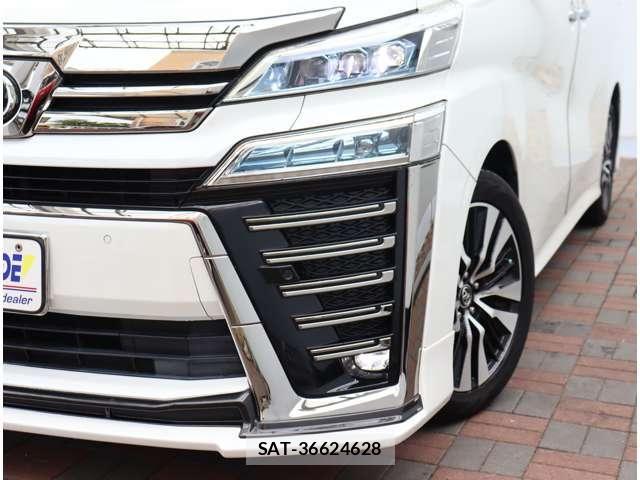Toyota VELLFIRE 2018-06 8038901-12