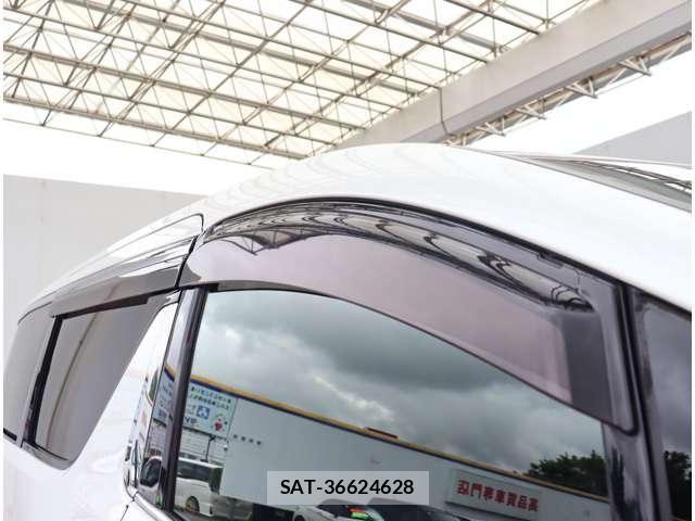 Toyota VELLFIRE 2018-06 8038901-16