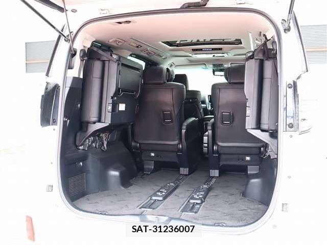 Toyota VELLFIRE 2019-06 8038900-20