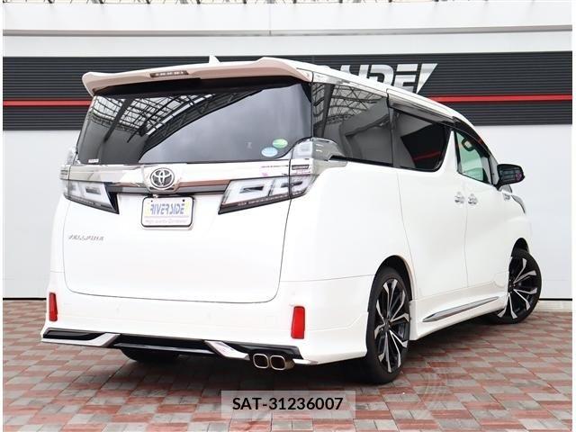 Toyota VELLFIRE 2019-06 8038900-2