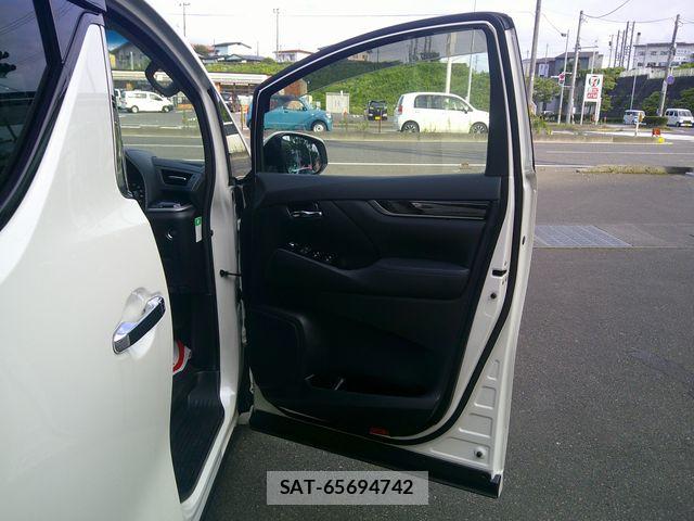 Toyota VELLFIRE 2018-11 8038906-7