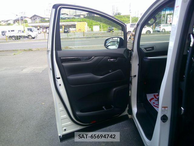 Toyota VELLFIRE 2018-11 8038906-8