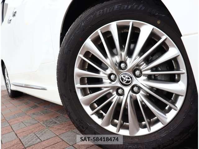 Toyota VELLFIRE 2019-12 8038899-17