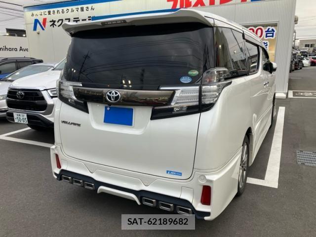 Toyota VELLFIRE 2017-02 8038910-6