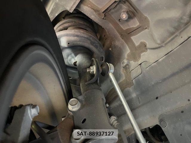 Toyota VELLFIRE 2019-06 8038904-19