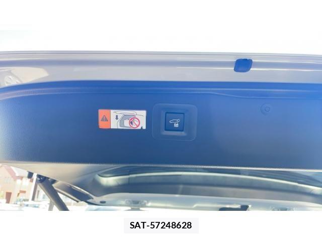 Toyota VELLFIRE 2025-07 8038898-27