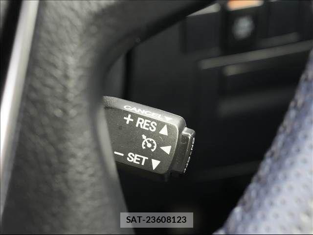 Toyota VELLFIRE 2015-09 8038909-28