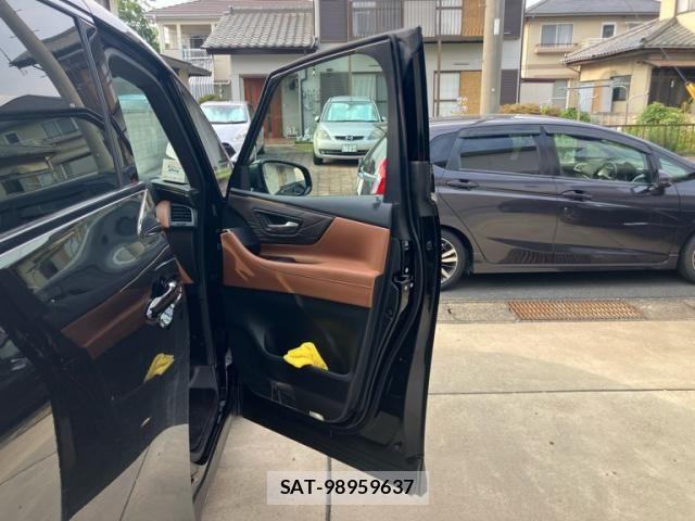 Toyota VELLFIRE 2026-04 8038897-12