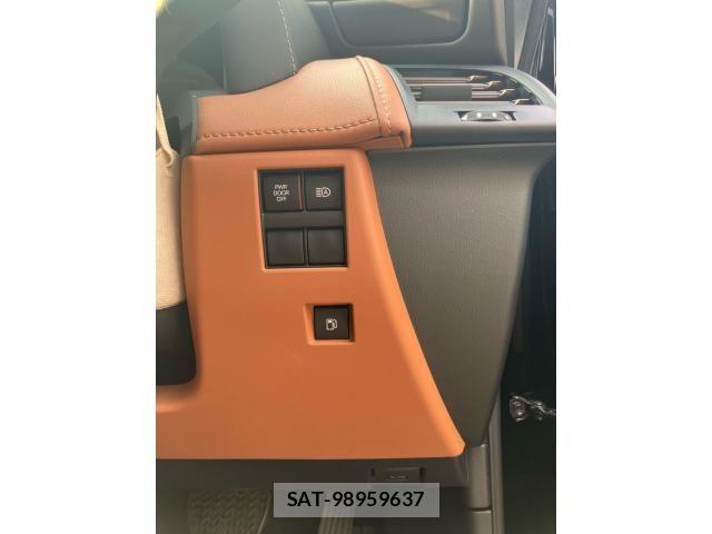 Toyota VELLFIRE 2026-04 8038897-14