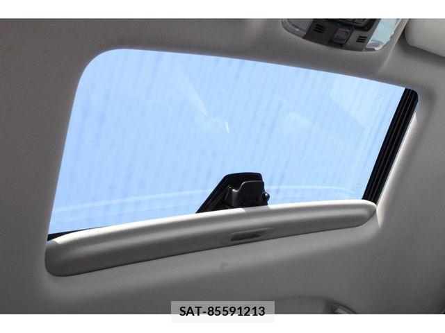 Toyota VELLFIRE 2018-10 8075998-24