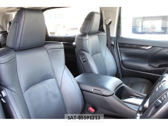 Toyota VELLFIRE 2018-10 8075998-2
