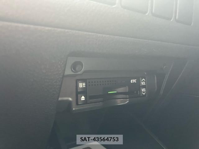 Toyota VELLFIRE 2010-03 8076006-17