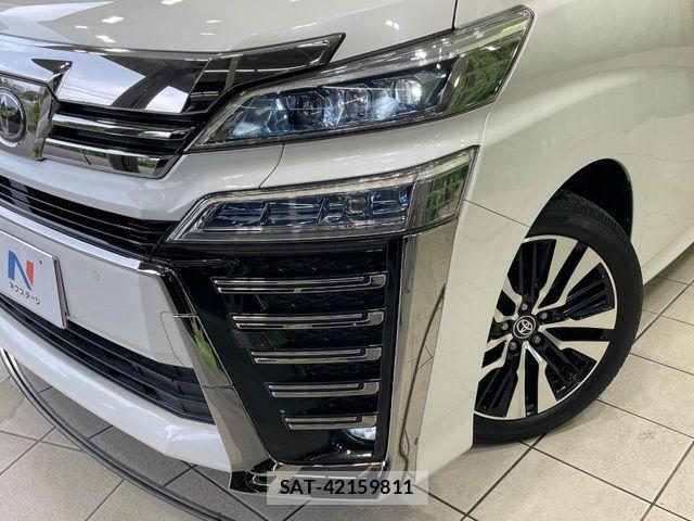 Toyota VELLFIRE 2020-06 8075346-12