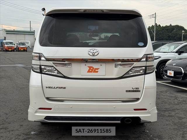 Toyota VELLFIRE 2013-11 8076005-13