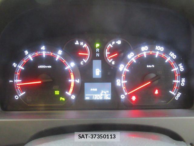 Toyota VELLFIRE 2013-02 8076008-18