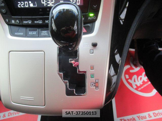 Toyota VELLFIRE 2013-02 8076008-19